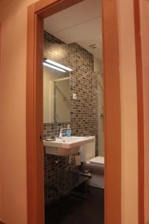 Hostal Falfes - Madrid - 7