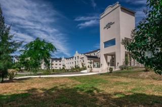 Howard Johnson Plaza & Convention Center Spa La Plata - 9