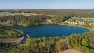 Gospodarstwo agroturystyczne nad jeziorem wśród lasów - Lipnica - 8