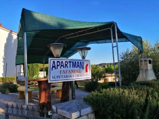 Apartments Fafandjel - Rab - 1