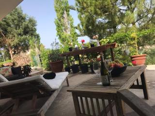 Sweet n’ Boujee Studio Apartment with Varenda - Paphos - 0