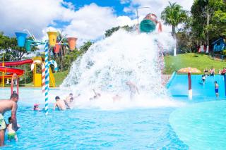 Hotel Rio de Pedras - 0