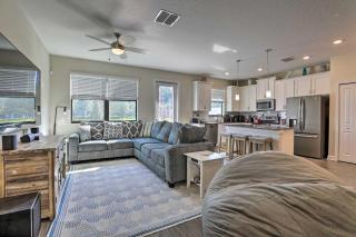 Resort-Style Family Townhome 10 Mi to Disney! - 0