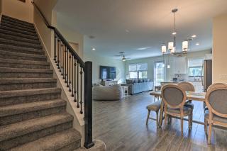 Resort-Style Family Townhome 10 Mi to Disney! - 7