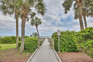 Myrtle Beach Ocean-View Condo Walk to Beach! - Myrtle Beach - 3