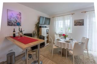 Apartments Dolloree - Dramalj - 3