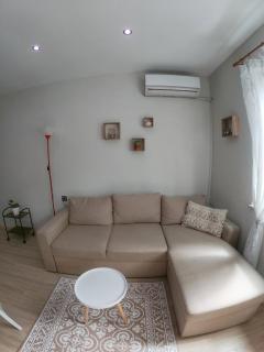 Into The BLUE, 4 guests, 5 min away from the BEACH - Varna - 4