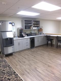 Econo Lodge - Okotoks - 2