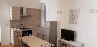 Restored Apartment - Stunning Pantheon View - 9