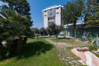 Hotel Harrys' Garden - 2