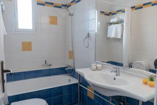 Corinthian Village - 7
