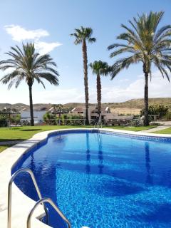 BAJO con JARDÍN PROPIO EN VALLE DEL ESTE GOLF!! - Vera - 5