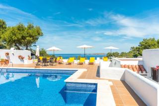 Hostal Cala Moli - Cala Tarida - 2