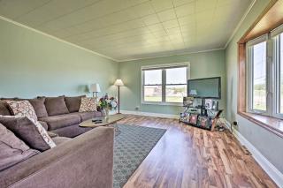 3 Mi to Lake Michigan Access: Sawyer Home w/ Patio - 7