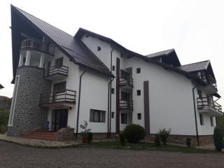 Belvedere - 8