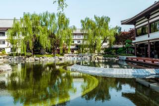 HUALUXE Xi'an Tanghua by IHG - 9