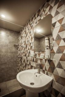 REEF Hotel - Kobleve - 1
