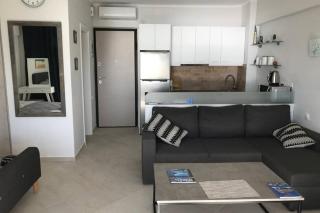 Sea view apartment - Loutraki - 4