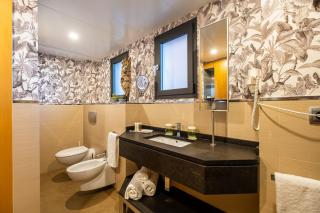 ON Suites Sevilla Apartments designed for adults - Sevilla - 6