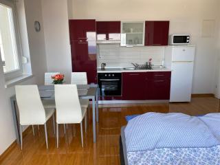 Apartment Emmy - Novalja - 1