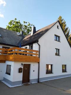 Familienfreundliche Ferienwohnung - Zschorlau - 9