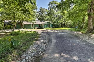13 Mi to Hot Springs Serene Royal Home with Deck! - Royal - 8