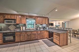 13 Mi to Hot Springs Serene Royal Home with Deck! - Royal - 2