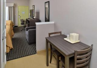 Scottish Inn & Suites Cotulla, TX - 1