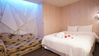 Colors Infinity Inn - 7