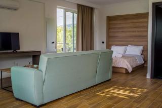 Laura maisons - Kalamata - 2