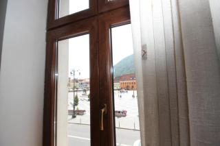 Main Square Apartments & More - Braşov - 1