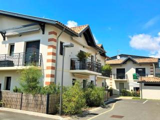 RESIDENCE 7 maison mitoyenne moderne quartier aiguillon - 8