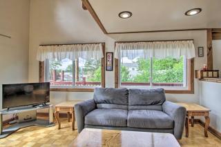 Charming Laconia Home with Deck Walk to Lake! - 4