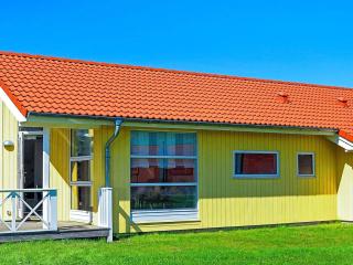8 person holiday home in Großenbrode - Großenbrode - 8