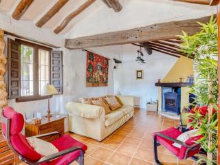Attractive Villa in Montefrio with Private Pool - Montefrío - 2