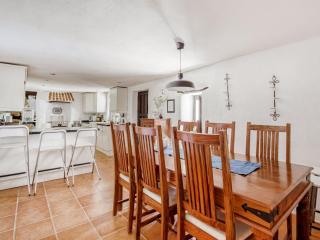 Attractive Villa in Montefrio with Private Pool - Montefrío - 2