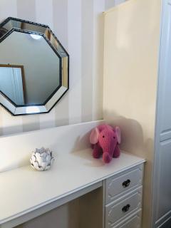 The Waterside Apartment 112 Harbour Mills - 4