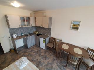 Sunny Sands Studios - 9