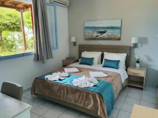 Daglas Beach House - Nydri - 8