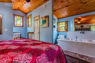 The Woods Cabins - Eureka Springs - 2