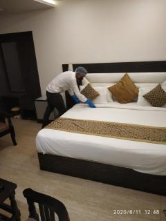 Hotel Vinayak Lifestyle Hotels - Lucknow - 7