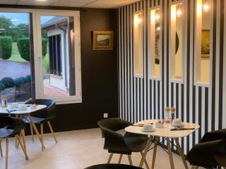 Hotel Restaurant Baryton - Saint-Marcel - 2