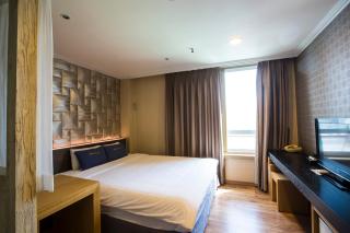 Central Hotel - Changwon - 0