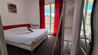 Hotel Les Vieux Acacias - 1