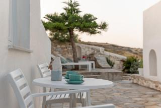 Adonis Hotel Studios & Apartments - Naousa - 9