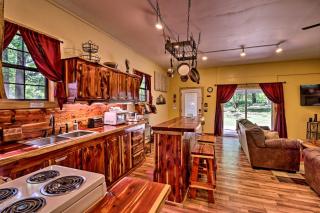 Ouachita River Cabin Royal Haven with Dock! - Royal - 2