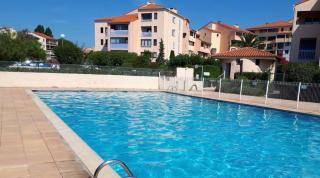 Frejus balcon des arènes studio 5e étage piscine clim tennis - Fréjus - 7