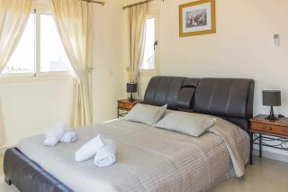 Coralia Dream Villa 1 - Peyia - 1