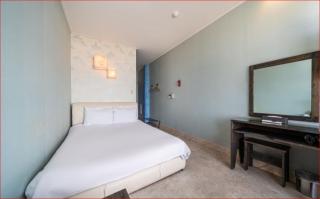 Hotel White House - Jeju - 9