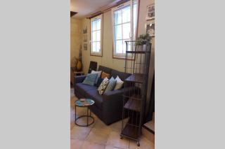 Joli petit loft dans échoppe pierre centre-ville - 3